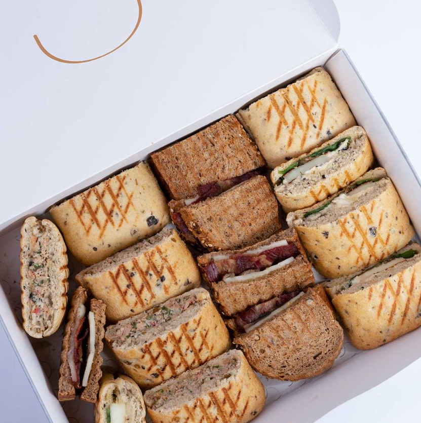 Sharing Boxes